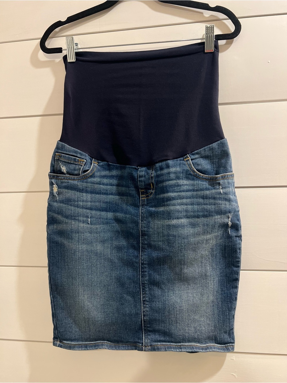 A Pea in the Pod Light Blue Maternity Denim Skirt with Navy Waistband